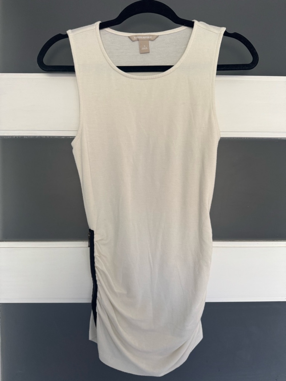 Banana Republic Cream Tank Top w/ Zipper